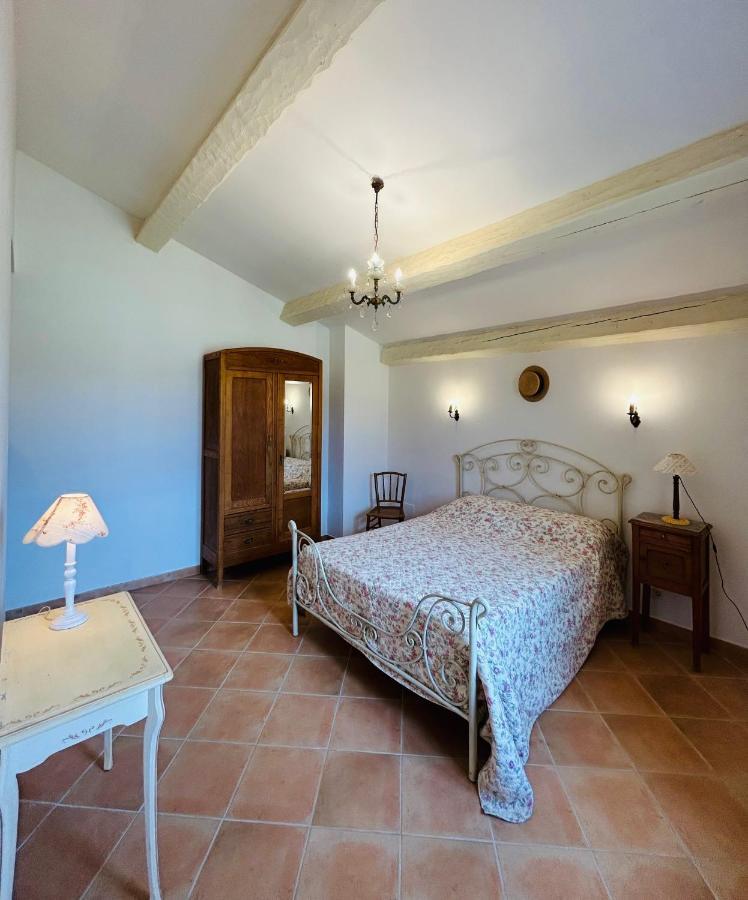 Chateau Du Grand Jas Entrecasteaux Luaran gambar